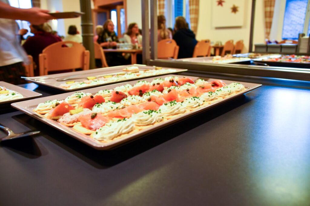 Die Küche hat sich ins Zeug gelegt fürs Büffet